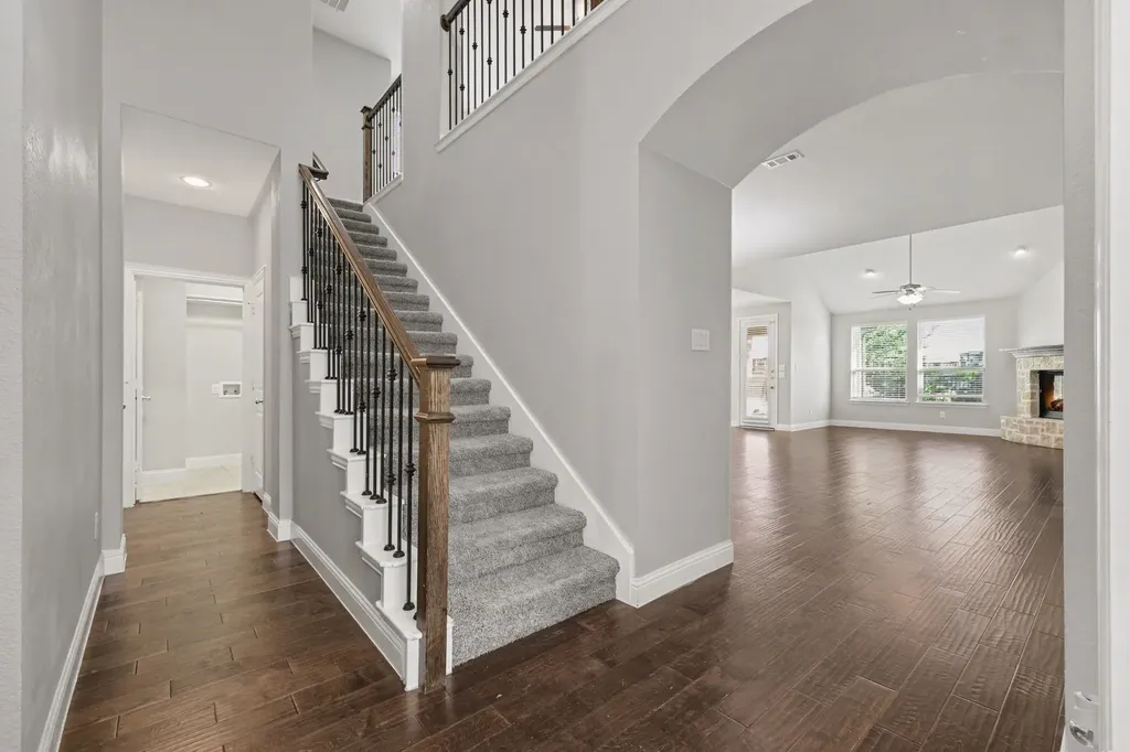 740 Field Crossing Little Elm TX 76227