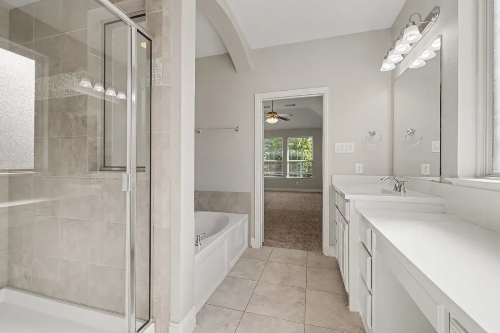 740 Field Crossing Little Elm TX 76227