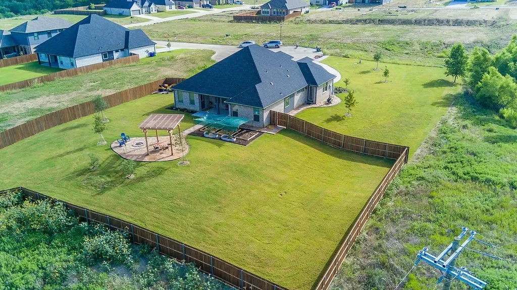 10316 Stockyard Court Venus TX 76084