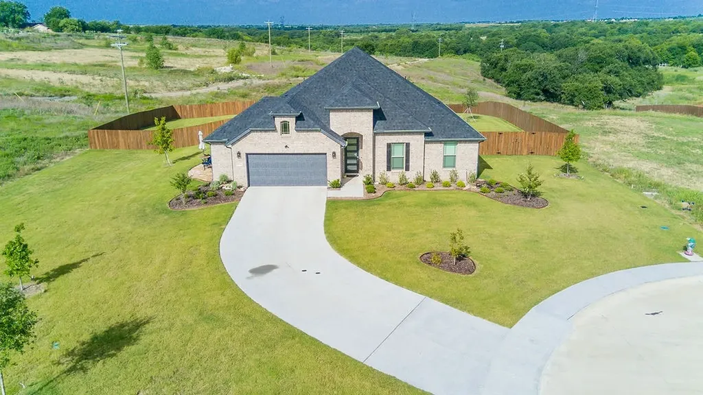 10316 Stockyard Court Venus TX 76084