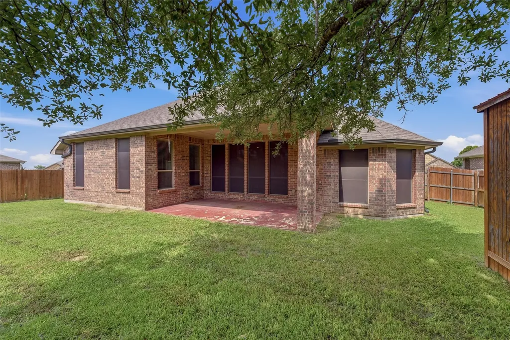 2233 Caroline Drive Weatherford TX 76087