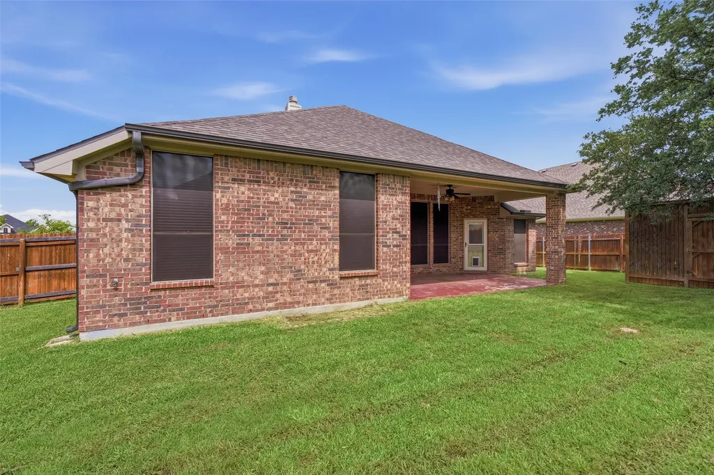 2233 Caroline Drive Weatherford TX 76087