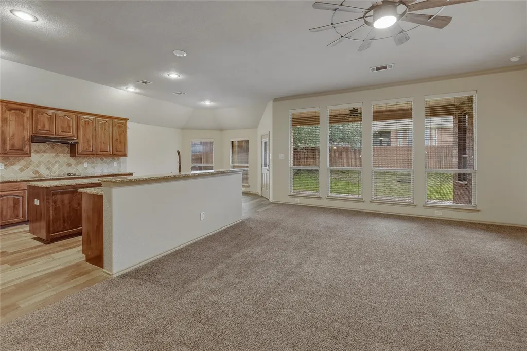 2233 Caroline Drive Weatherford TX 76087