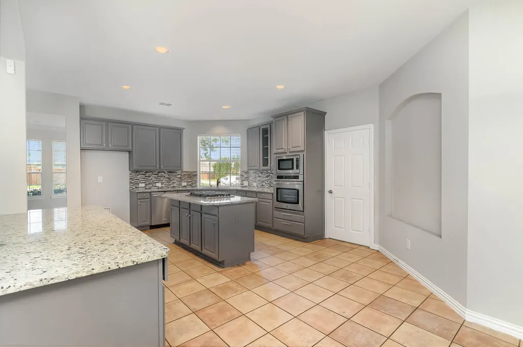 2940 Hagen Drive Plano TX 75025