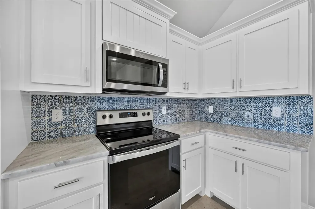 218 Rees Avenue Godley TX 76044