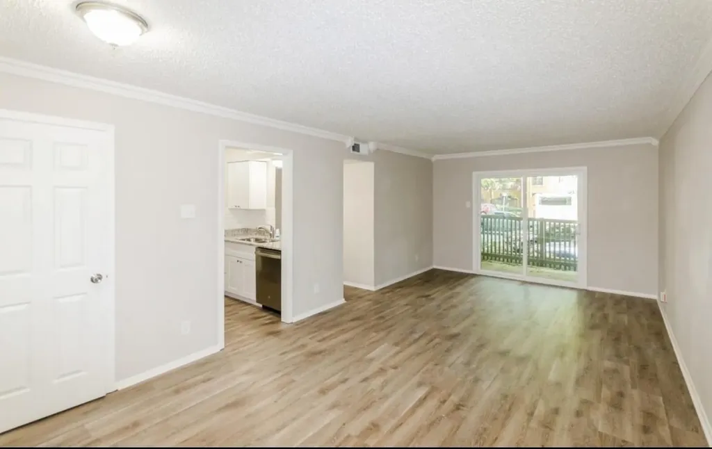4859 Cedar Springs Road Dallas TX 75219