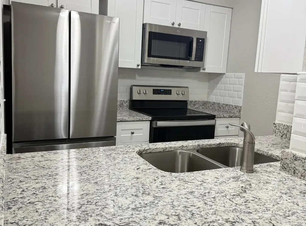 4859 Cedar Springs Road Dallas TX 75219