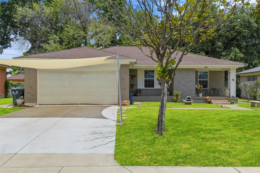 9209 Palisade Drive Dallas TX 75217