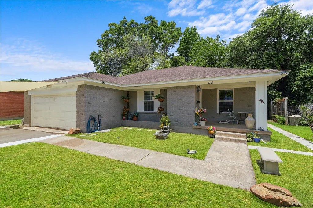 9209 Palisade Drive Dallas TX 75217