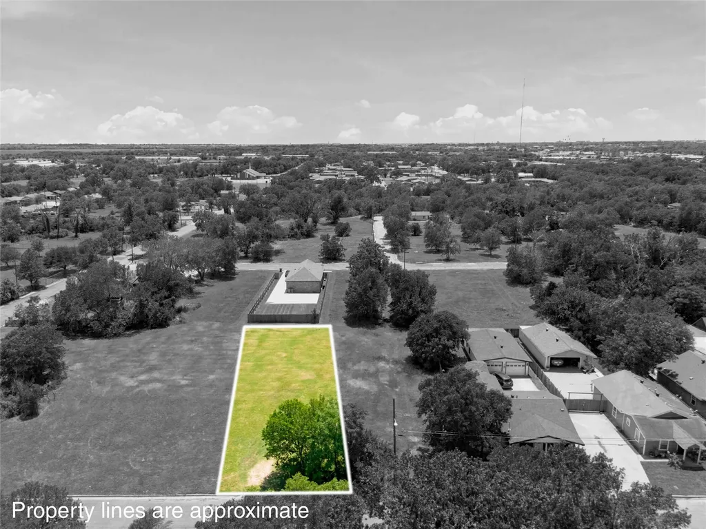 2625 S 7th Street Waco TX 76706