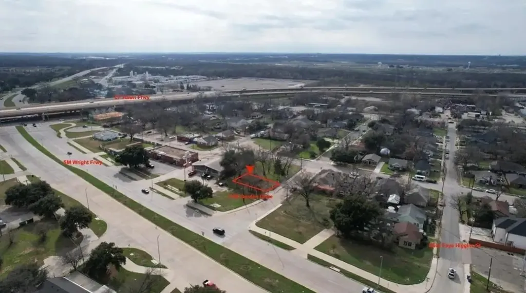 1708 Garden Drive Dallas TX 75215