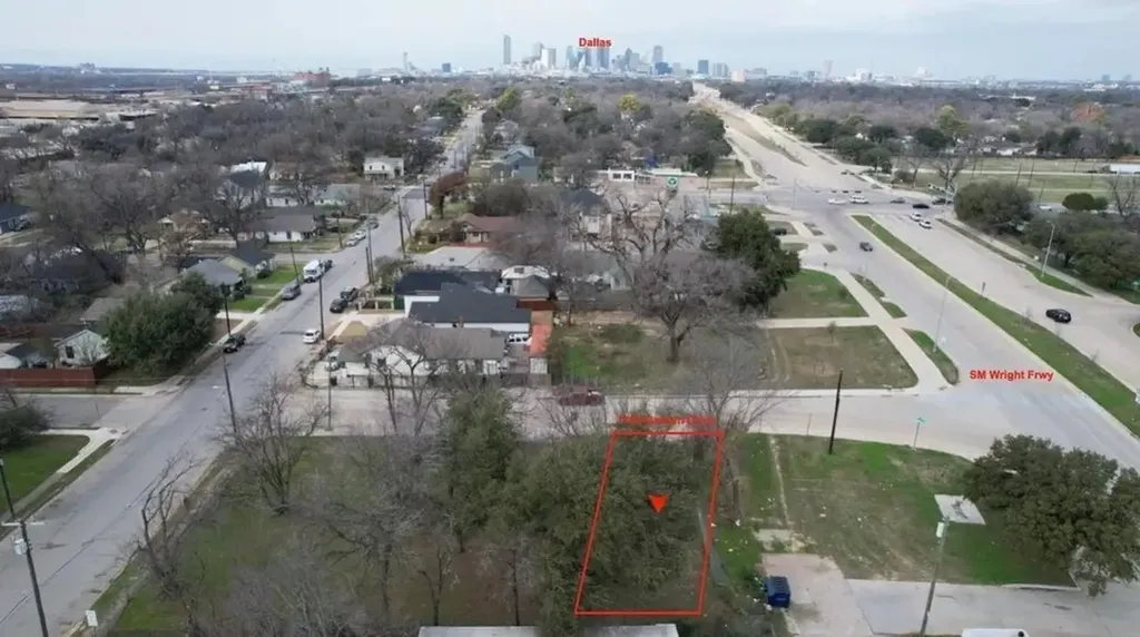 1708 Garden Drive Dallas TX 75215