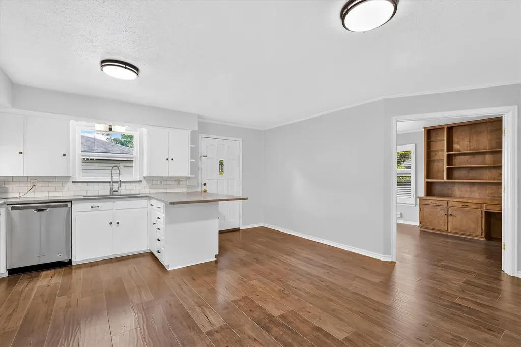 11143 Joymeadow Drive Dallas TX 75218