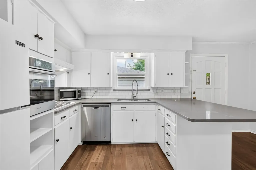 11143 Joymeadow Drive Dallas TX 75218