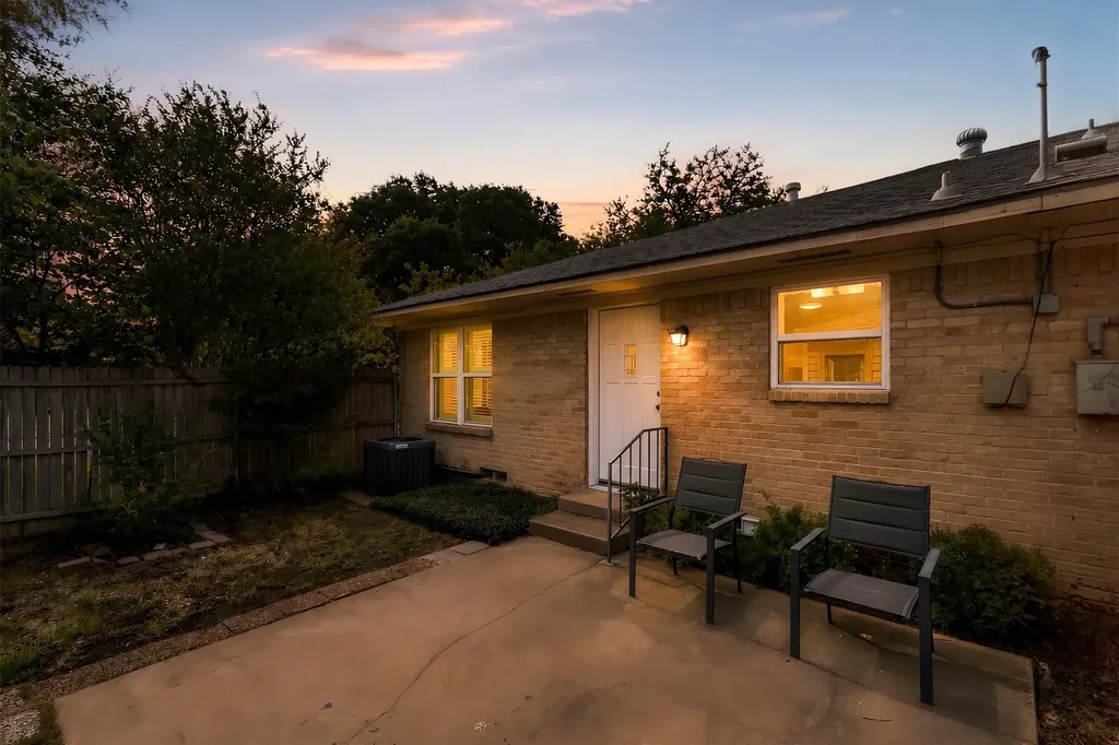 11143 Joymeadow Drive Dallas TX 75218