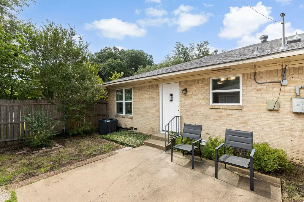 11143 Joymeadow Drive Dallas TX 75218