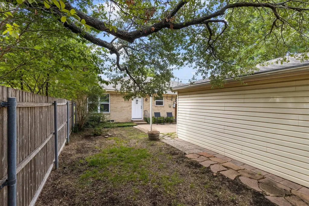 11143 Joymeadow Drive Dallas TX 75218