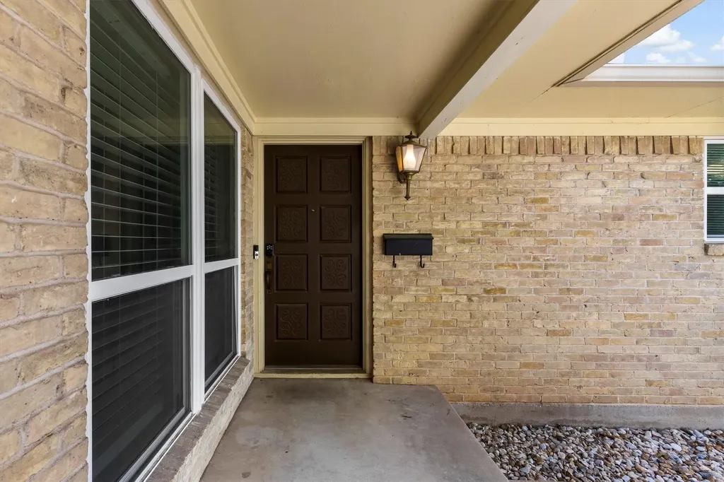 11143 Joymeadow Drive Dallas TX 75218