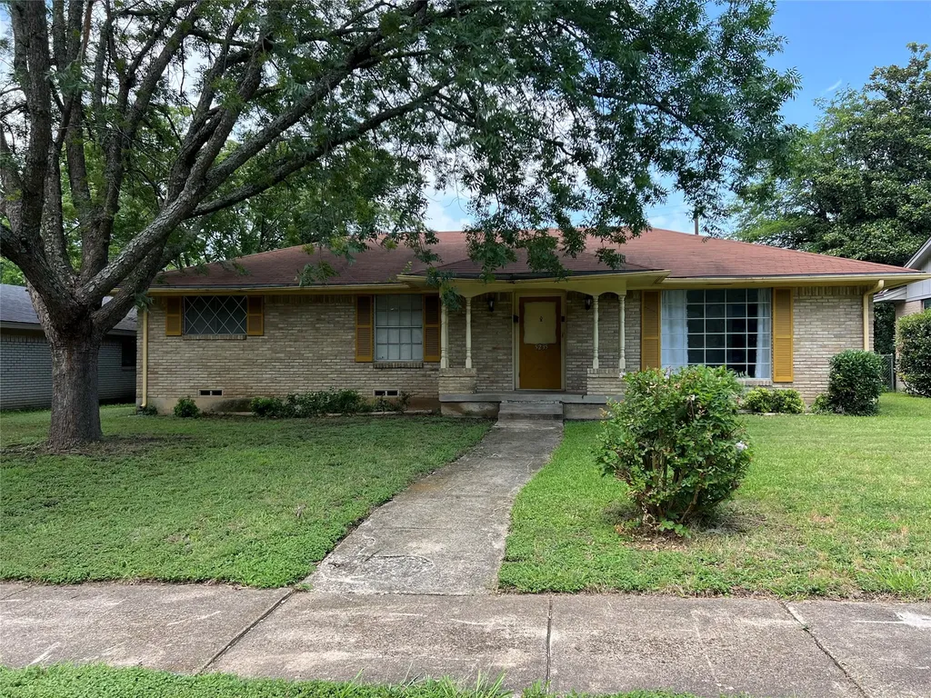 5235 Dazzle Drive Dallas TX 75232