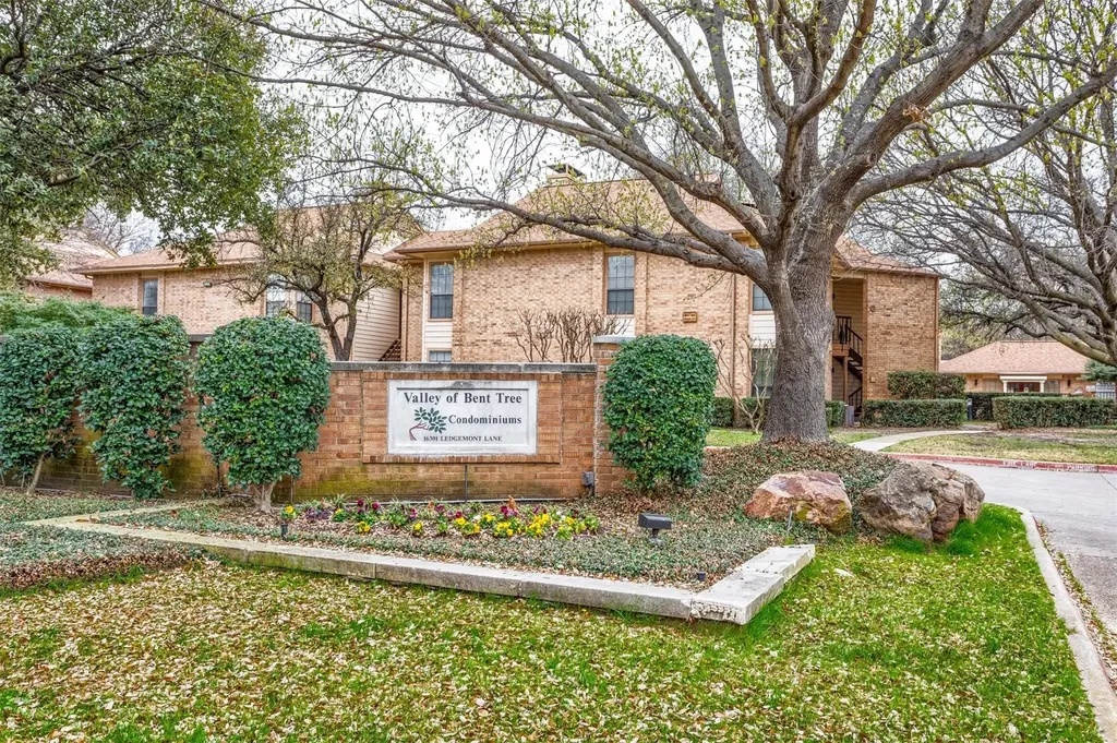 16301 Ledgemont Lane Addison TX 75001