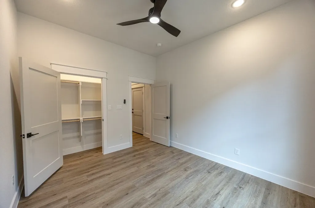 2902 Hiawatha Trail Lake Worth TX 76135