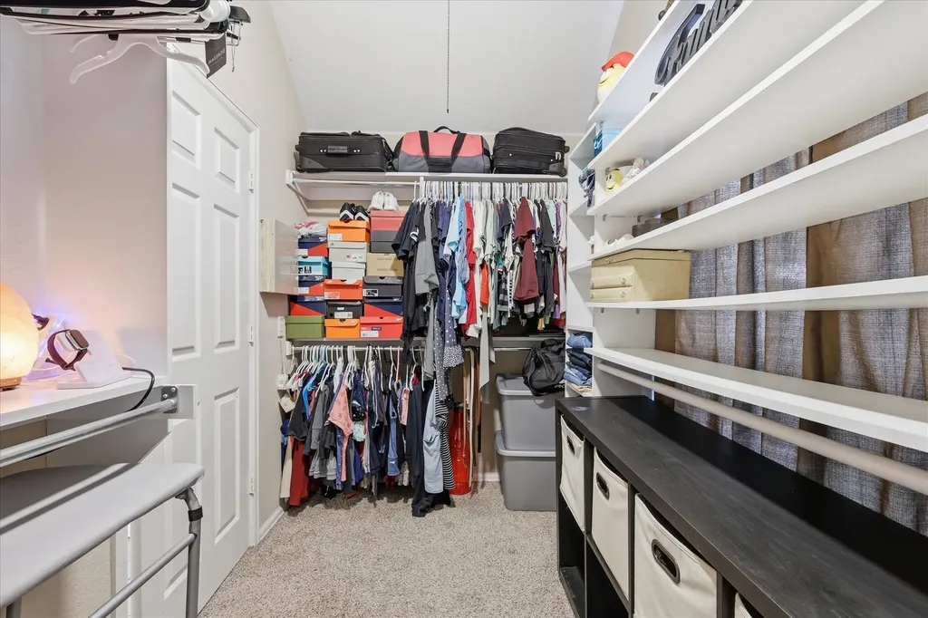 2808 N Camino Lagos Grand Prairie TX 75054
