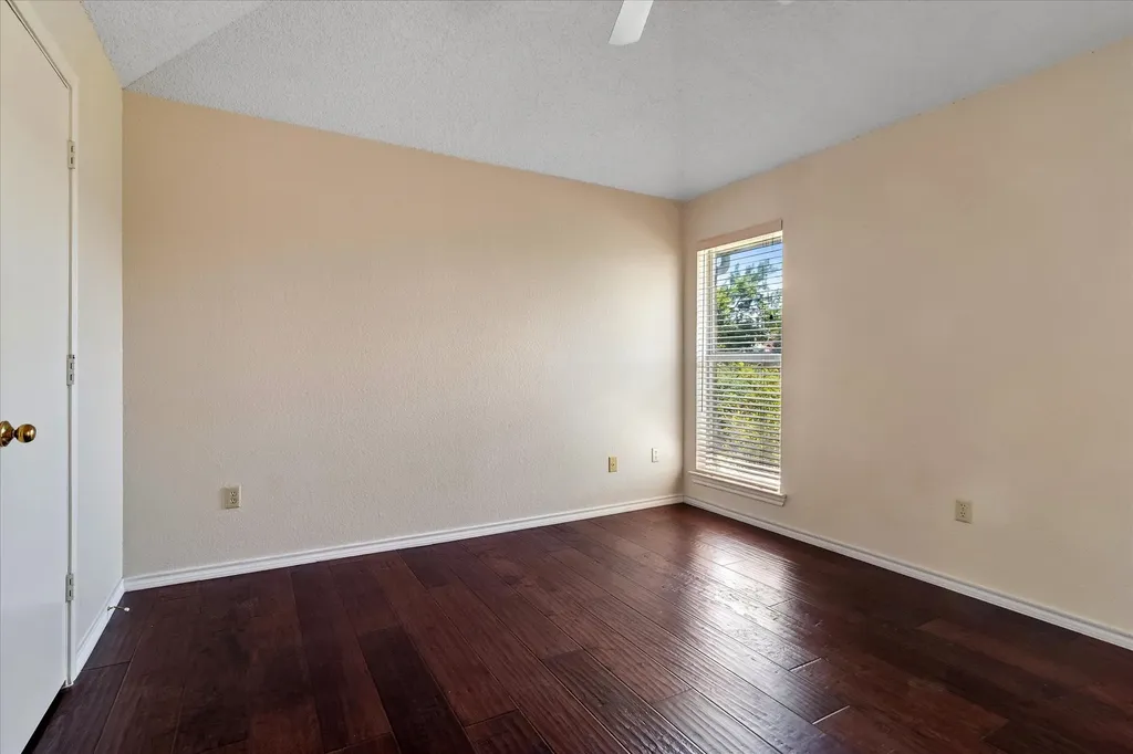 2250 Arbor Creek Drive Carrollton TX 75010
