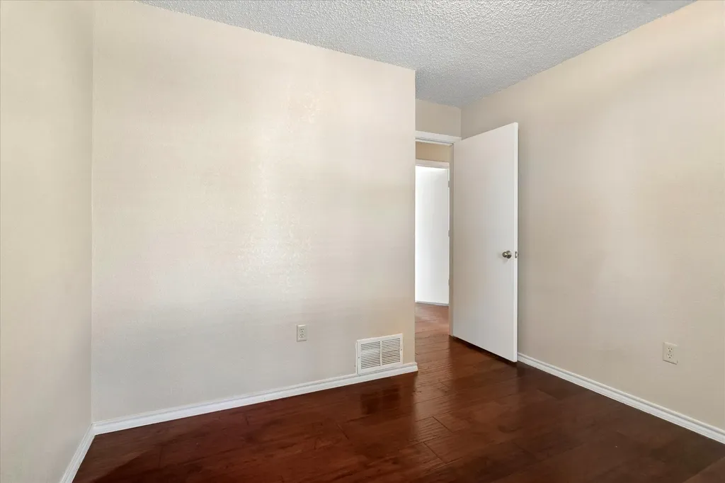 2250 Arbor Creek Drive Carrollton TX 75010