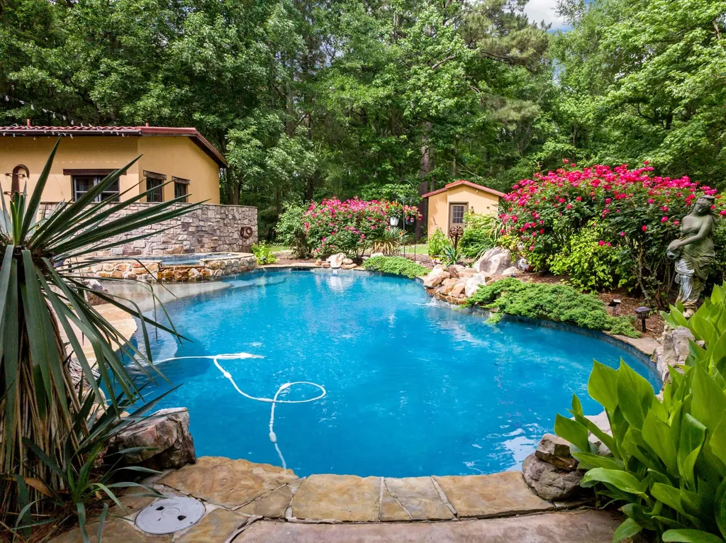 660 County Road 1334 Pittsburg TX 75686