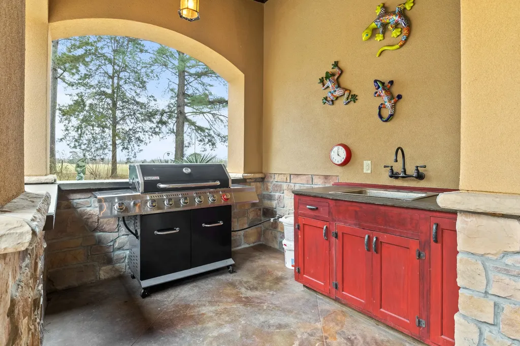 660 County Road 1334 Pittsburg TX 75686