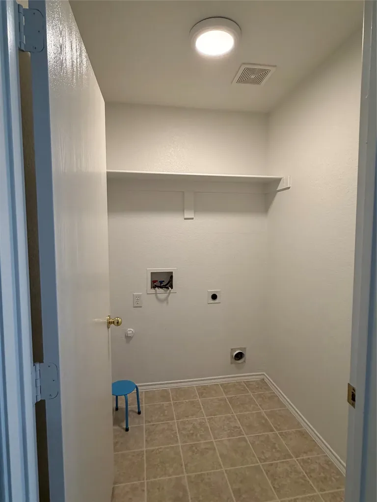2648 Carmen Drive Grand Prairie TX 75052