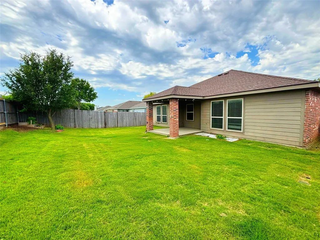 817 Post Oak Trail Anna TX 75409