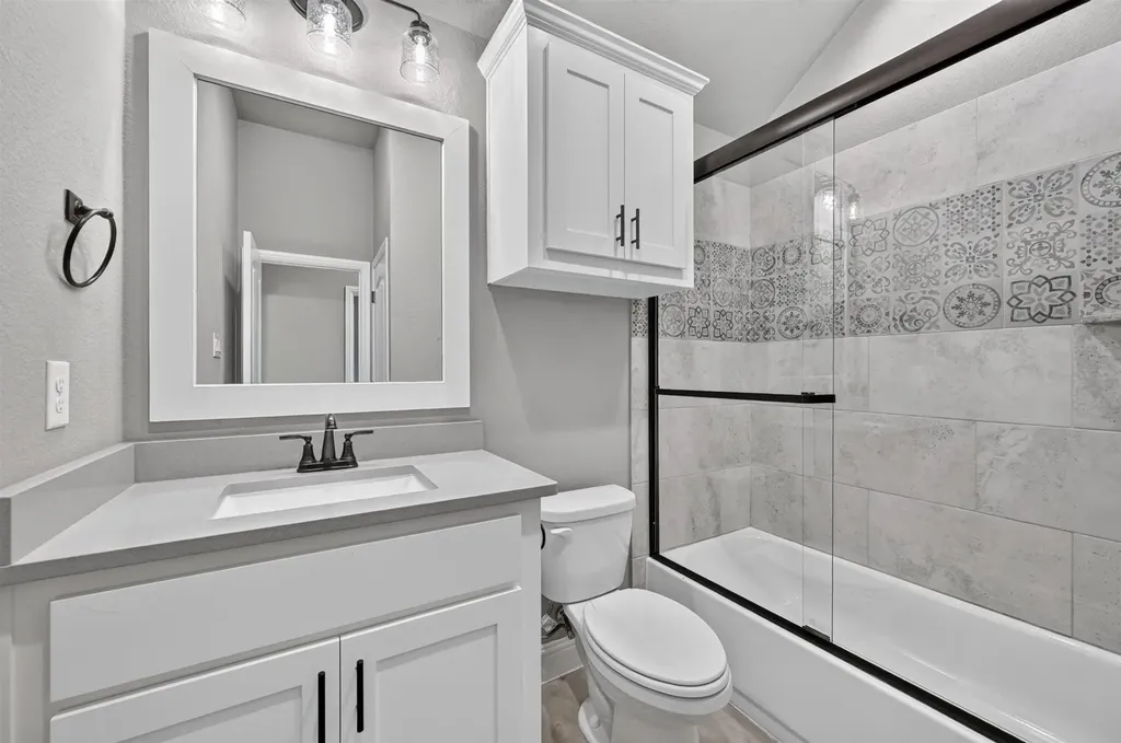 214 Rees Avenue Godley TX 76044