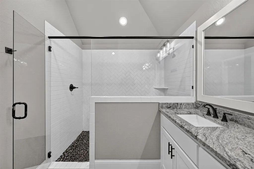 214 Rees Avenue Godley TX 76044