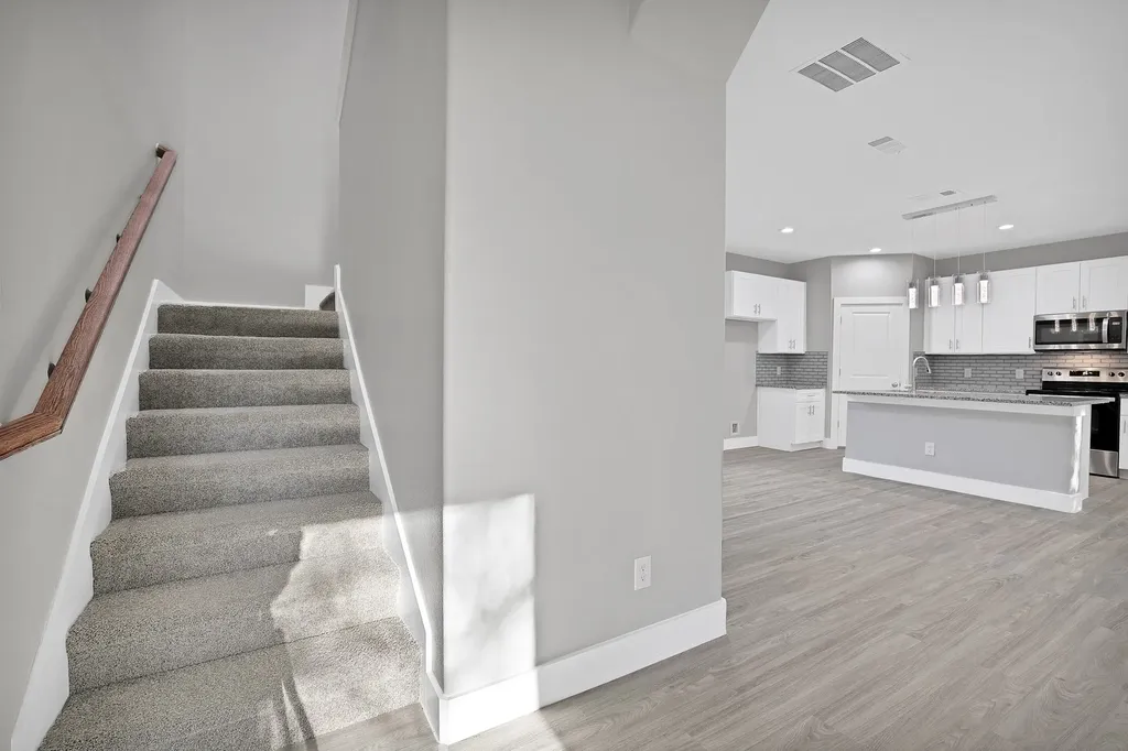 1636 Elsie Faye Heggins Street Dallas TX 75215