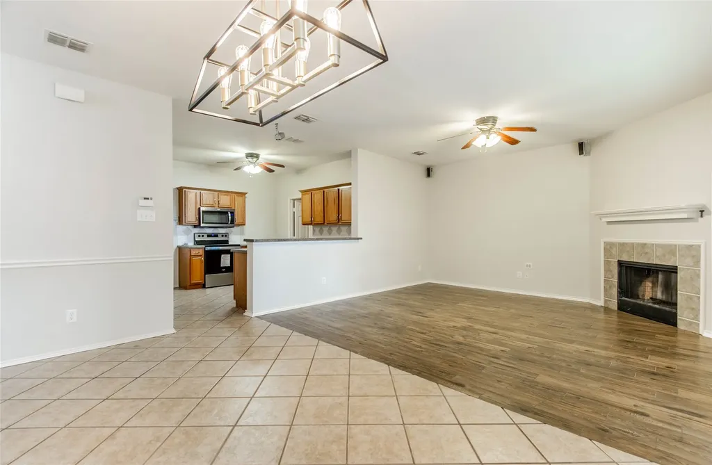 11812 Wispwillow Drive Fort Worth TX 76244