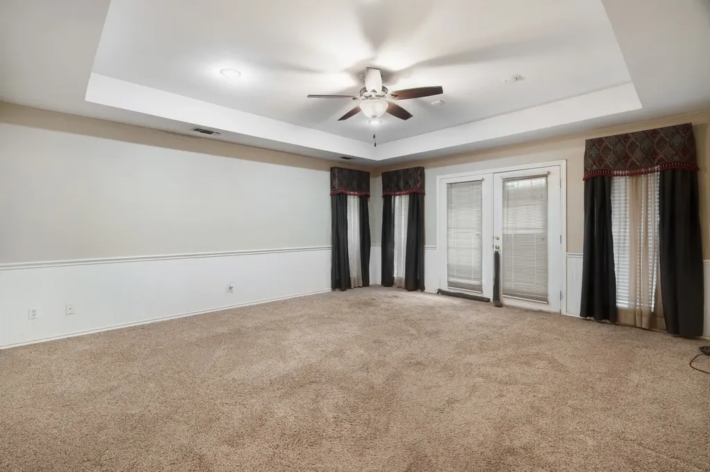 4585 Farm Road 195 Paris TX 75462