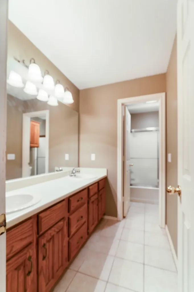 4585 Farm Road 195 Paris TX 75462