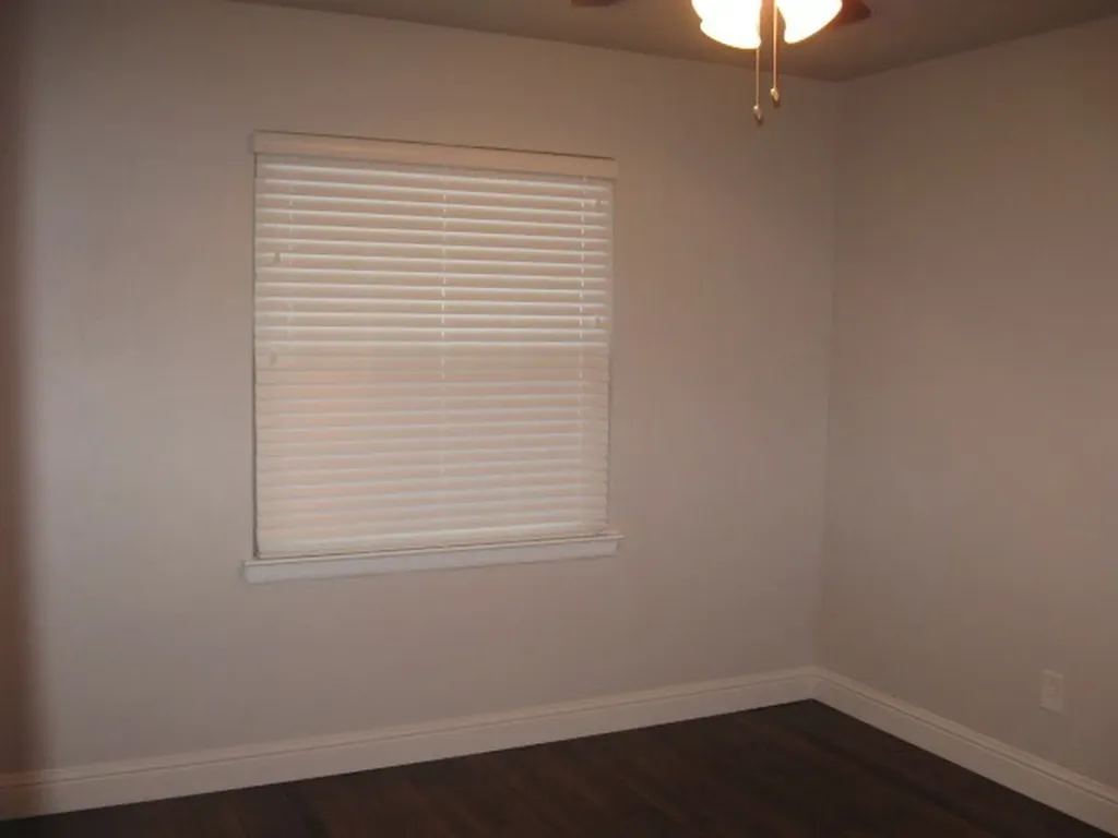 12112 Bellafonte Drive Dallas TX 75243