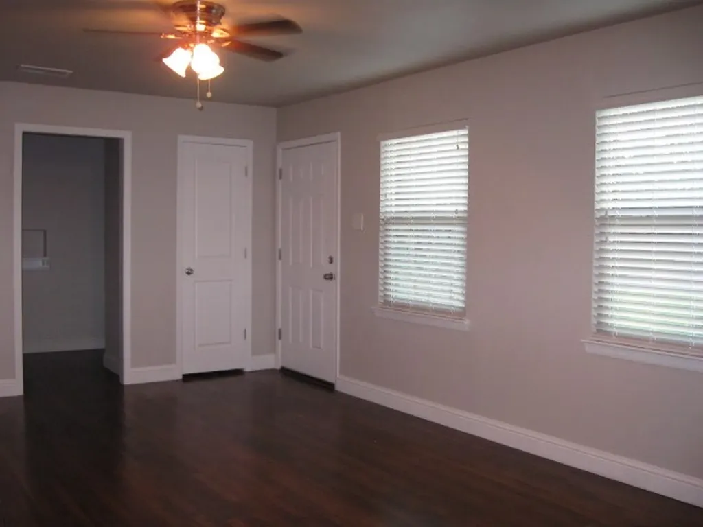 12112 Bellafonte Drive Dallas TX 75243