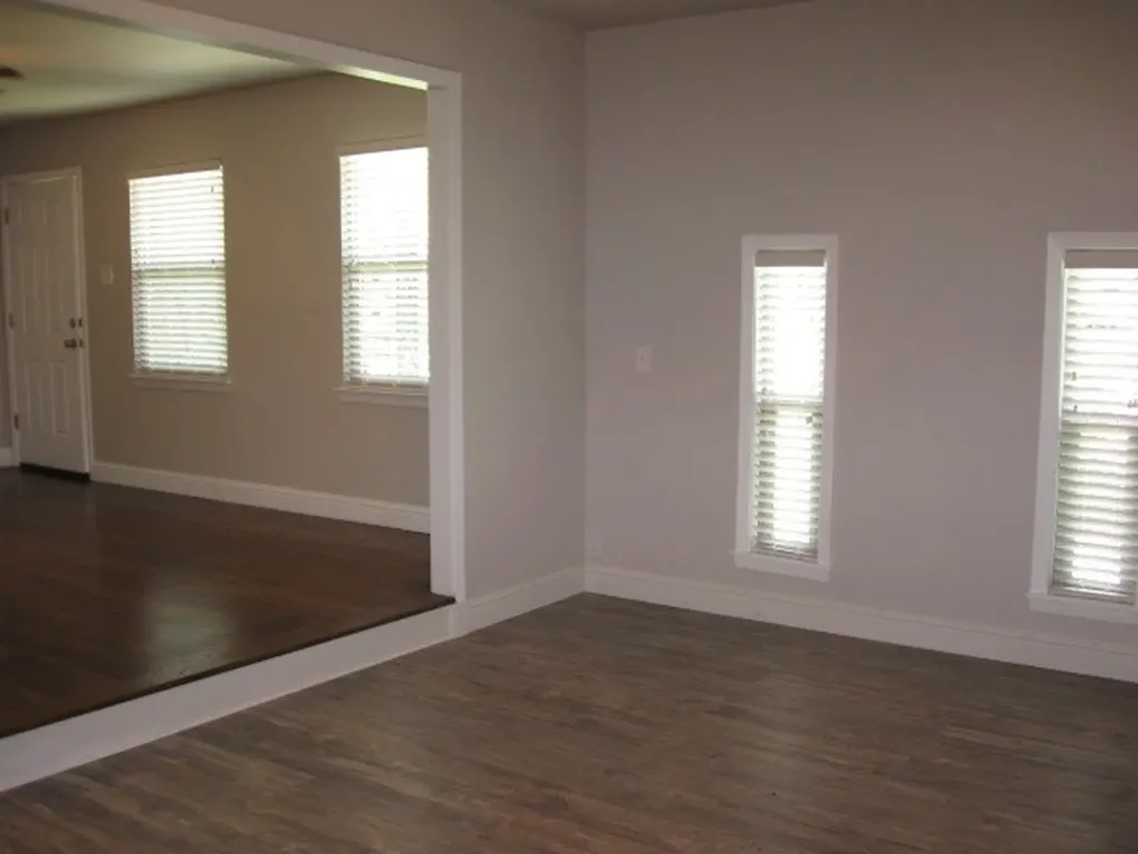 12112 Bellafonte Drive Dallas TX 75243