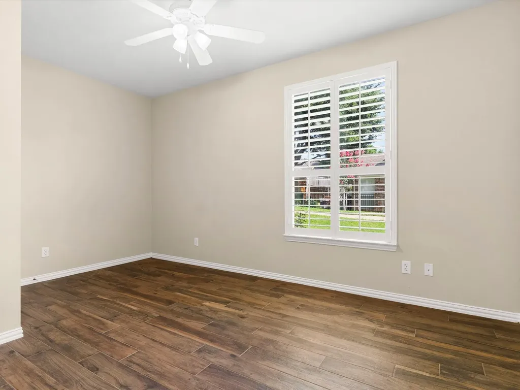 1949 Stonecourt Drive Bedford TX 76021