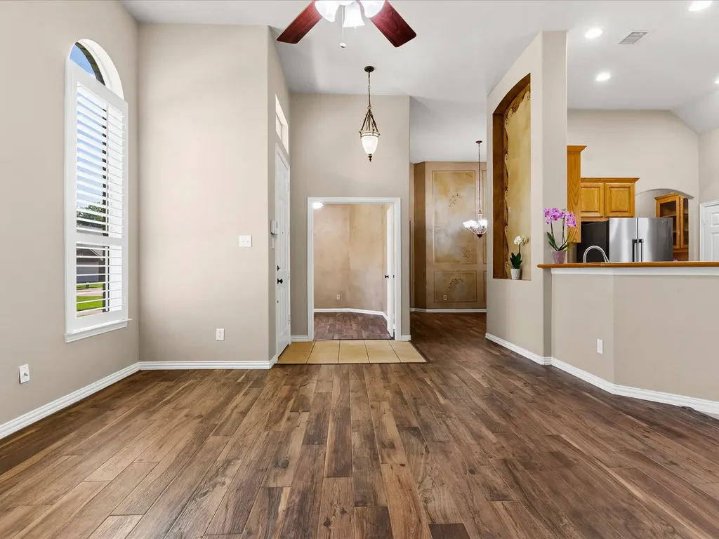 1949 Stonecourt Drive Bedford TX 76021