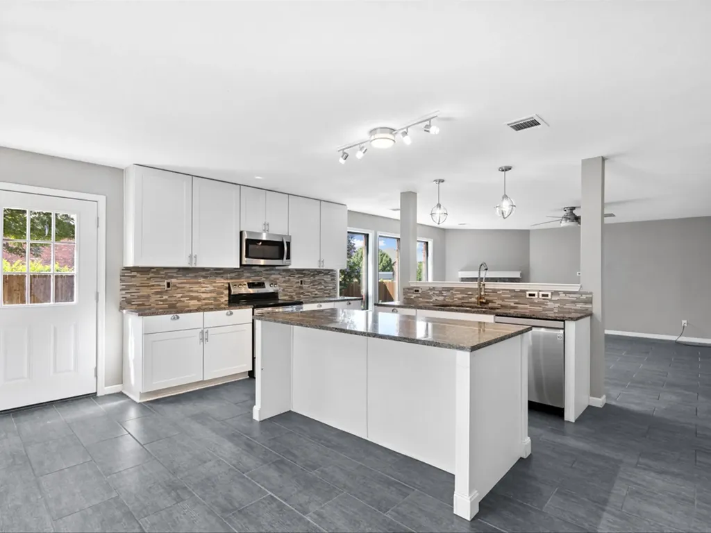 5304 Los Altos Road Fort Worth TX 76244