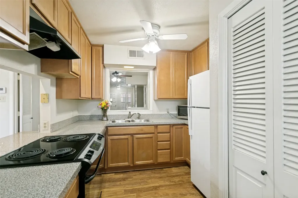 11033 Joymeadow Drive Dallas TX 75218