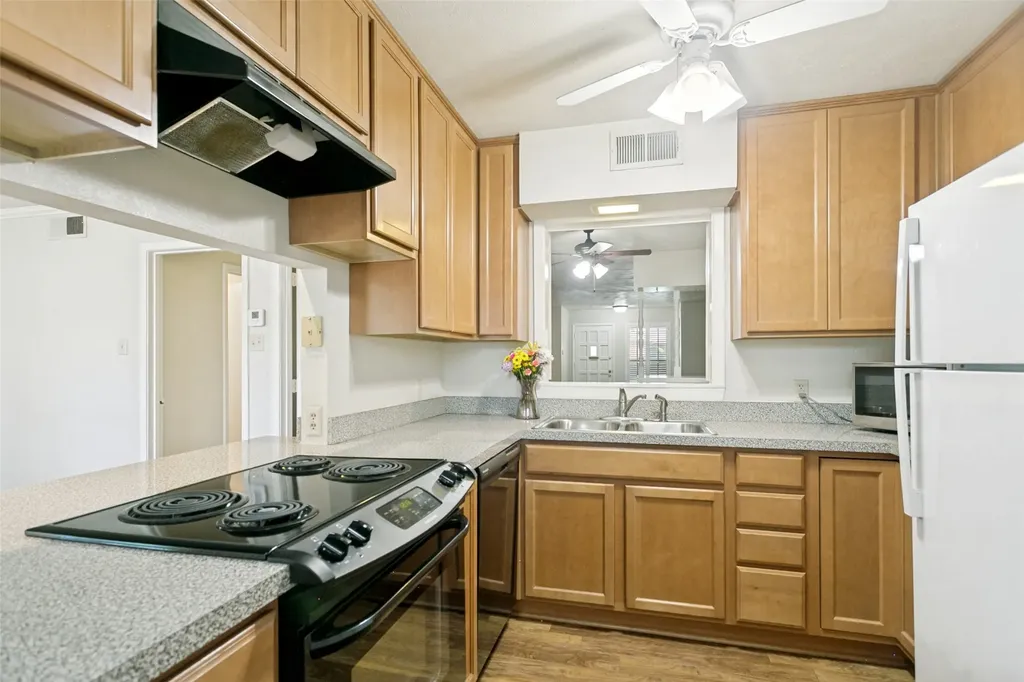 11033 Joymeadow Drive Dallas TX 75218