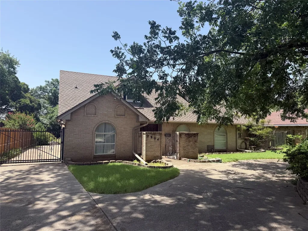 2904 Bridal Wreath Lane Dallas TX 75233