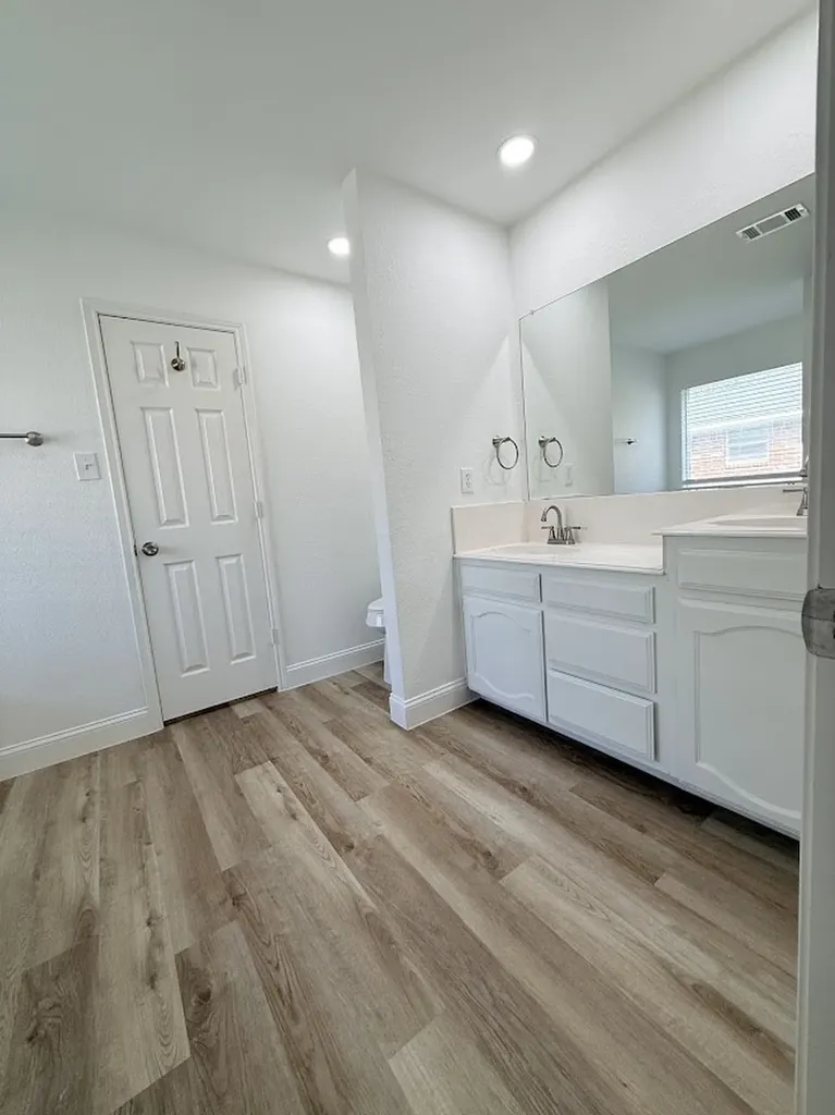 8418 Coventry Drive Rowlett TX 75089