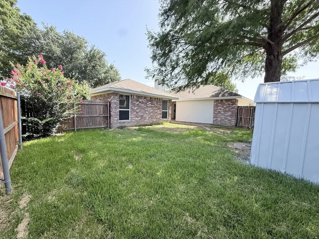 8418 Coventry Drive Rowlett TX 75089