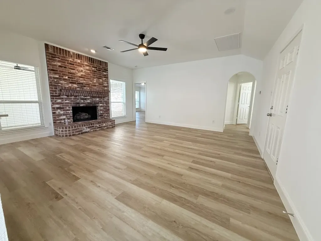 8418 Coventry Drive Rowlett TX 75089